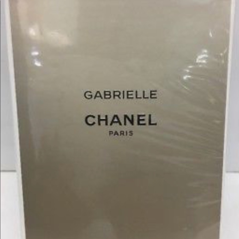 NEW IN BOX Chanel Gabrielle